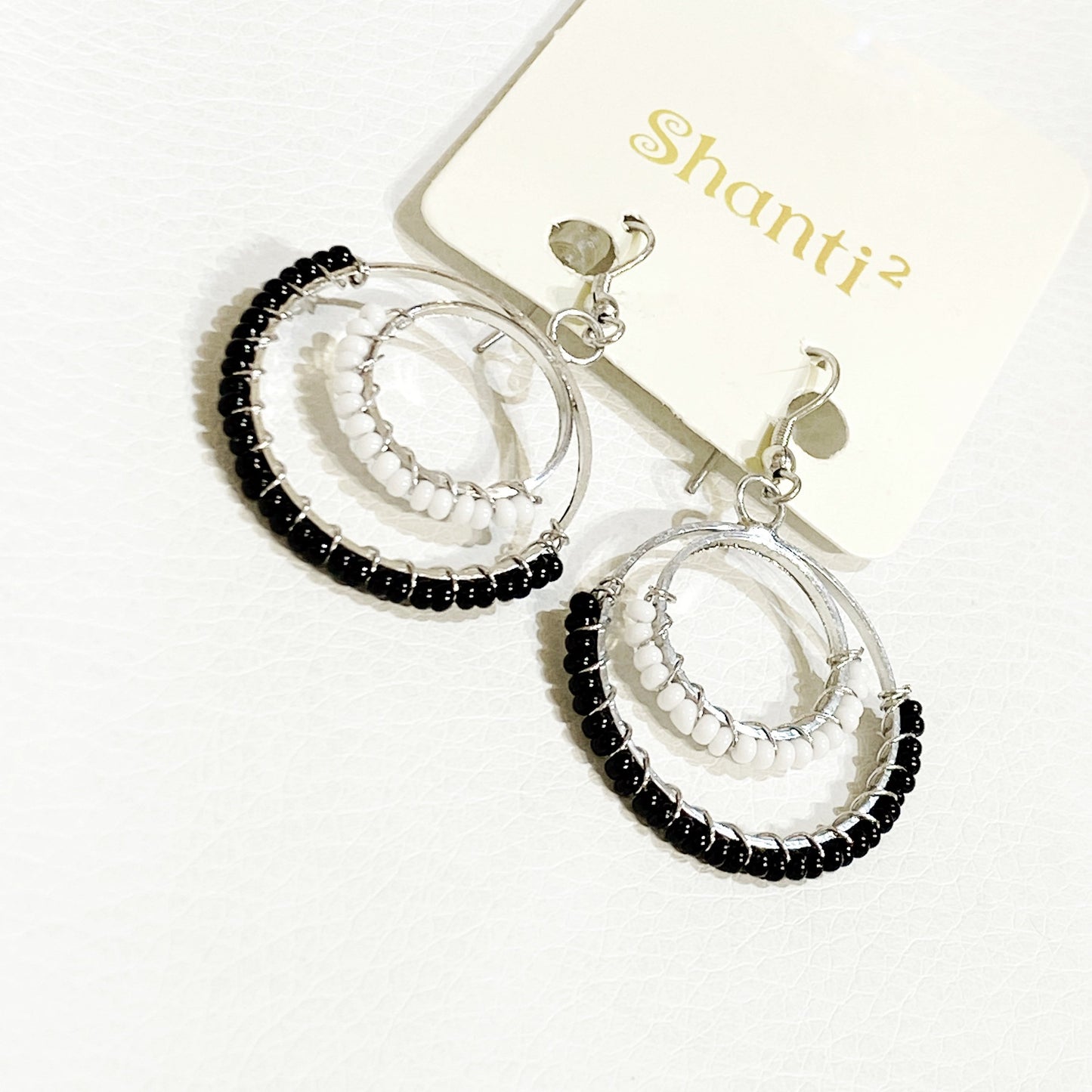 Shanti Pierced Earring - Circle