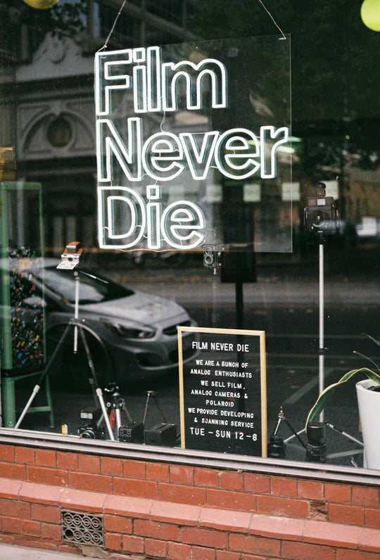 FilmNeverDie IRO ISO400 35mm 27 exp