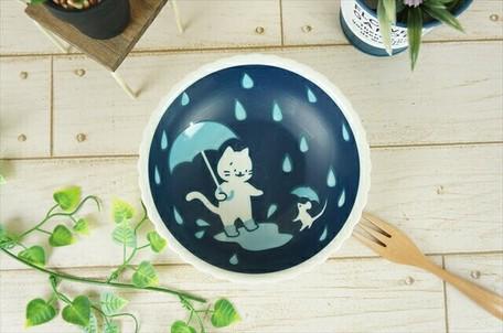 Japanese Meow Cat Ceramic Plate - Rain Day Design