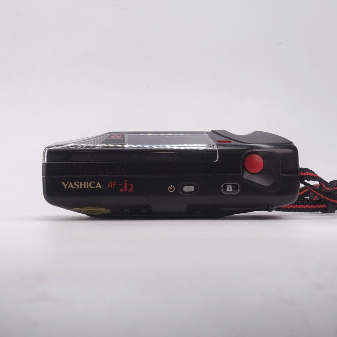 Yashica AF-J2