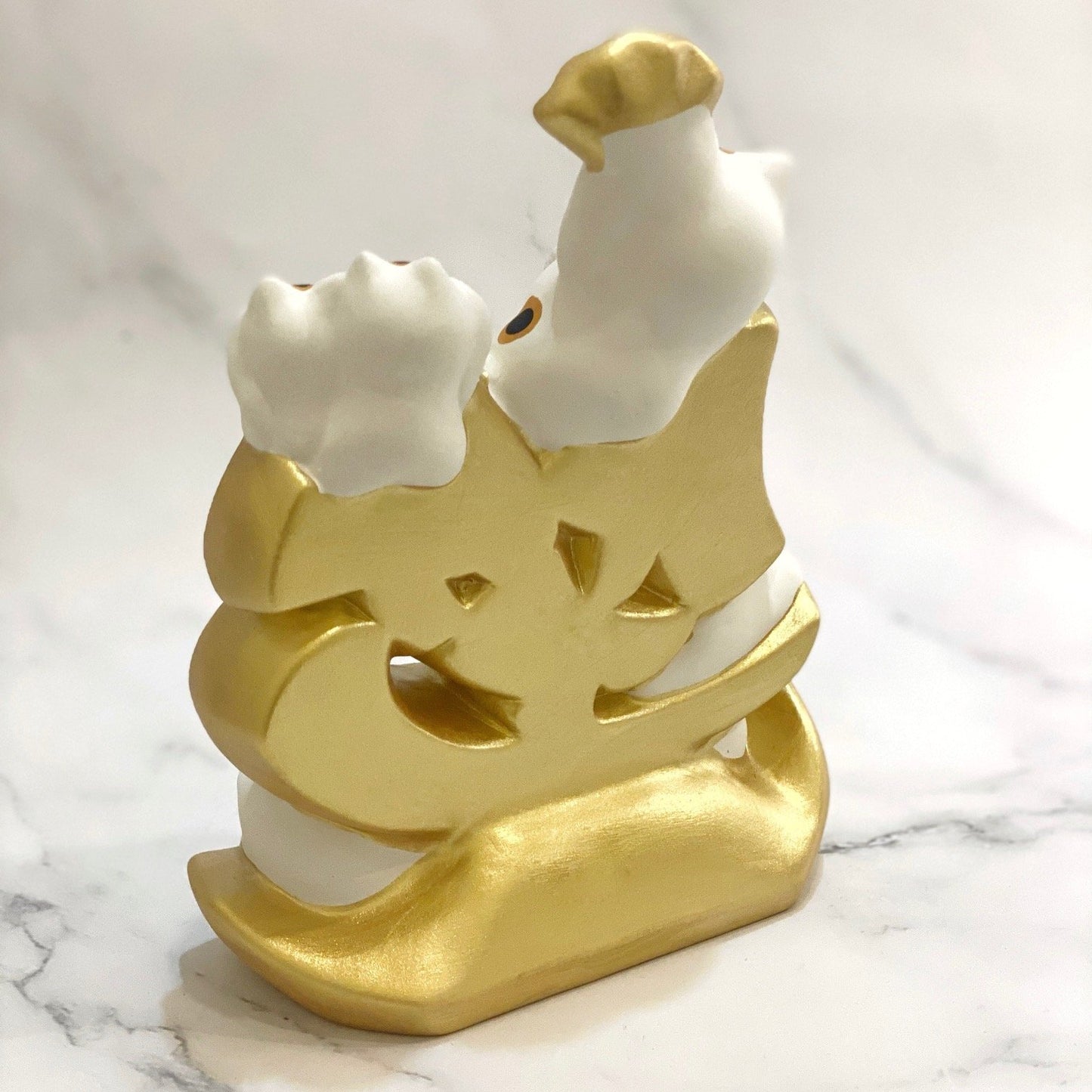 Smile Maneki Neko Lucky Cat Ornament - Kichiyoshi Series (Black & Gold)