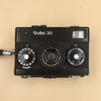 Rollei 35 Black Carl Zeiss Tessar 40mm F3.5 / Made in Germany