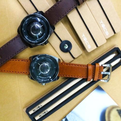 TACS JAPAN Vintage Lens Quartz Watch